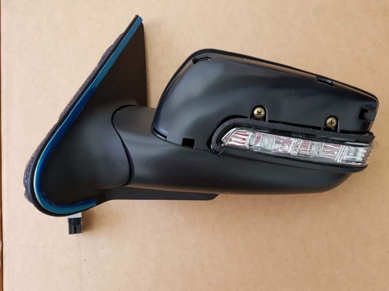 اینه بغل ها