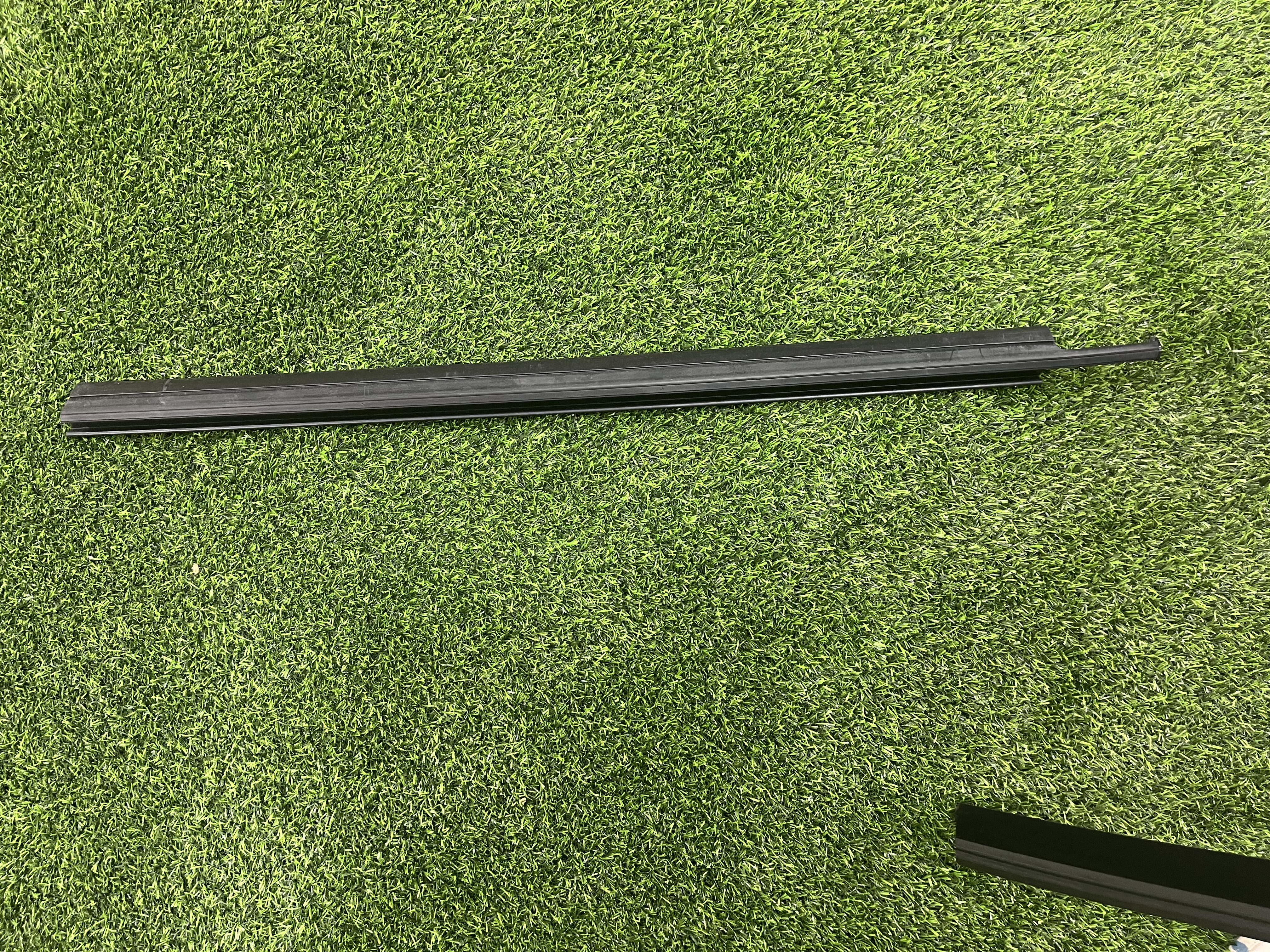 ابگیر درب جلو  چپ پژو 405