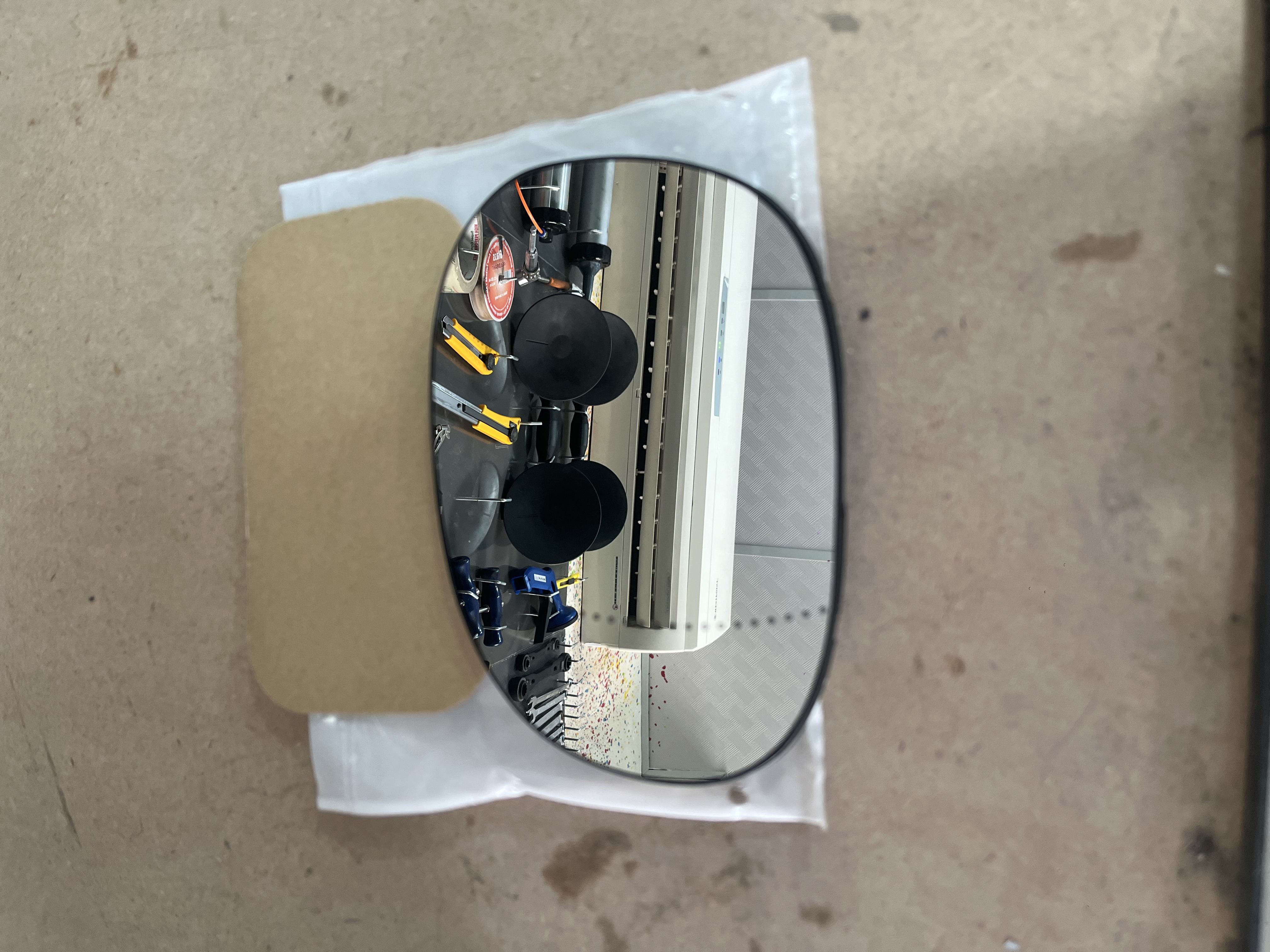 شیشه اینه  سمت چپ 206